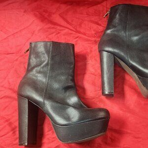 Black Steve Madden Leather Boots Desirred 8.5